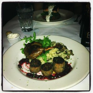 580228_869773569981_582613333_n